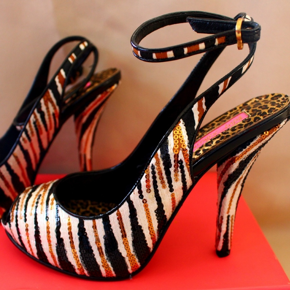 Never Worn- Discontinued Avril Shoe